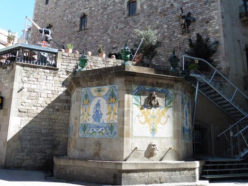 Fuente más antigua de Barcelona