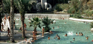 Piscina del Parque de la Creueta del Coll