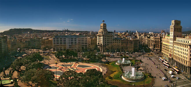 Plaça de Catalunya / Plaza de Cataluña