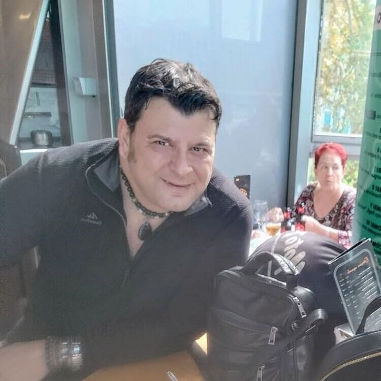 luis