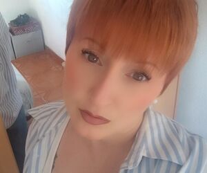 Pili
