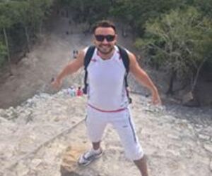 Iván Nova