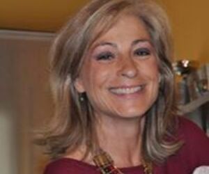 Rosa M Martore