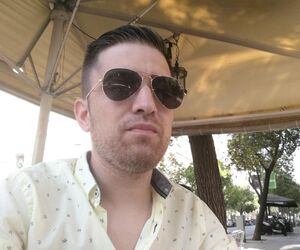 Robert33