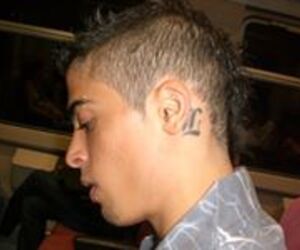 Carlitos Charl