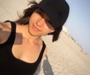 Joselyne B Boz