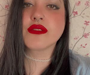 María