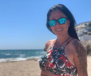 laura