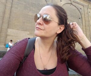Nuria