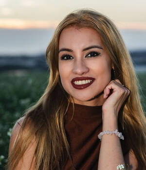 laura