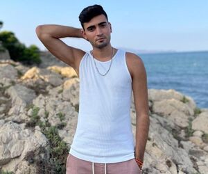 alex