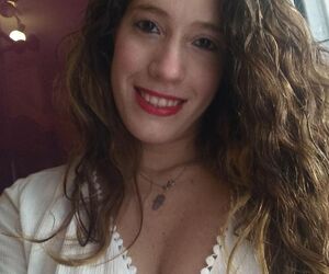 Laura2