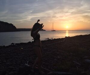 Aina