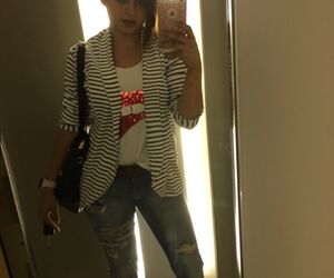Aury