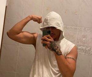 Jony Mendoza
