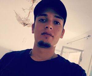 Luis h