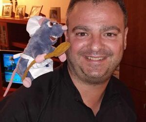 daniel r