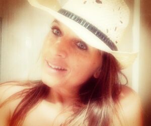 ESTEFANIA
