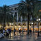 Cenita y copa en la Plaza Real