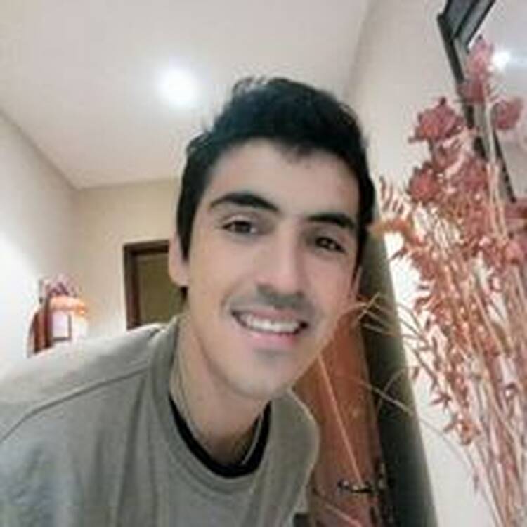 Foto de perfil de Bernardo Nicolas Poeylaut