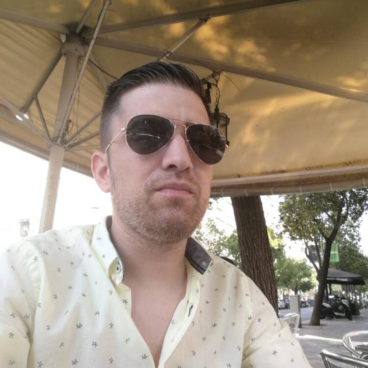Foto de perfil de Robert33