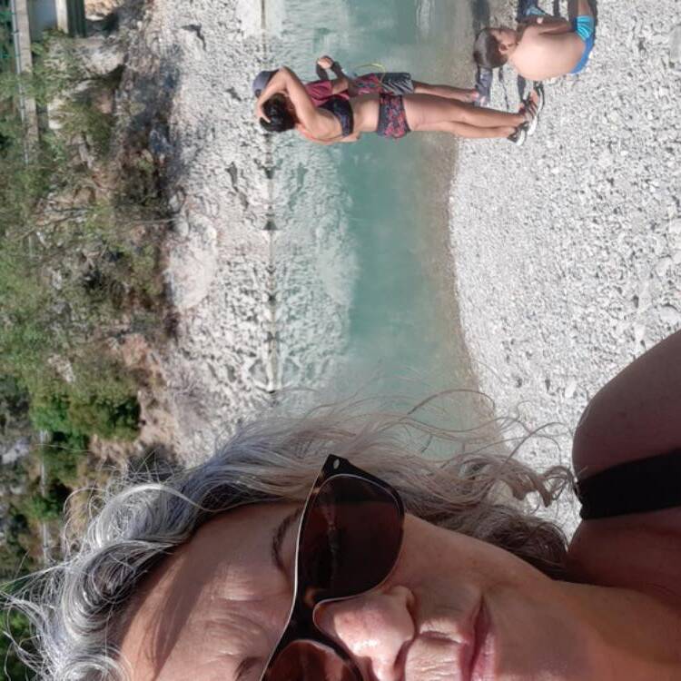 Foto de perfil de Mari Carmen Ruiz
