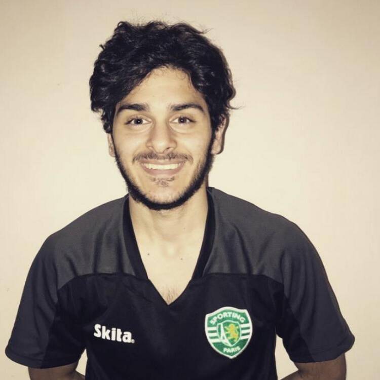 Foto de perfil de Yacine