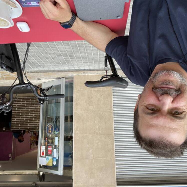 Foto de perfil de Javier Perez