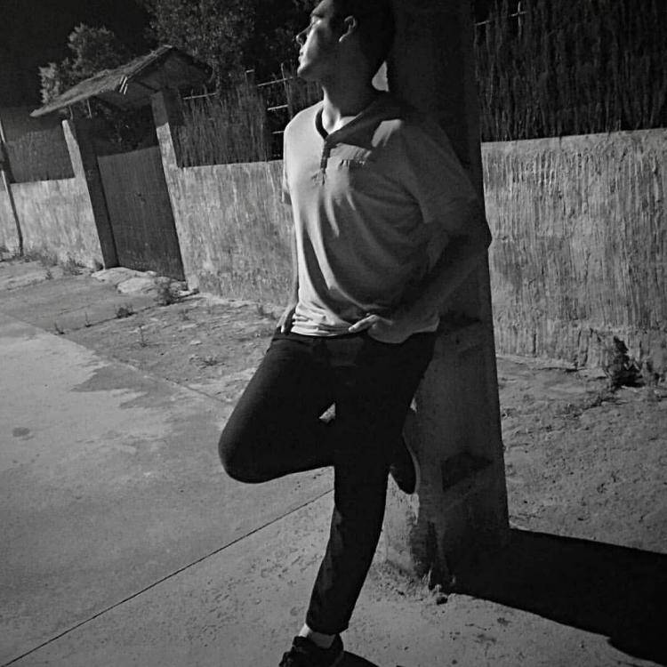 Foto de perfil de Adrian