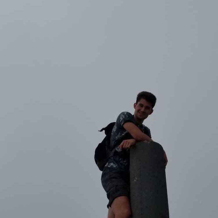 Foto de perfil de adrian