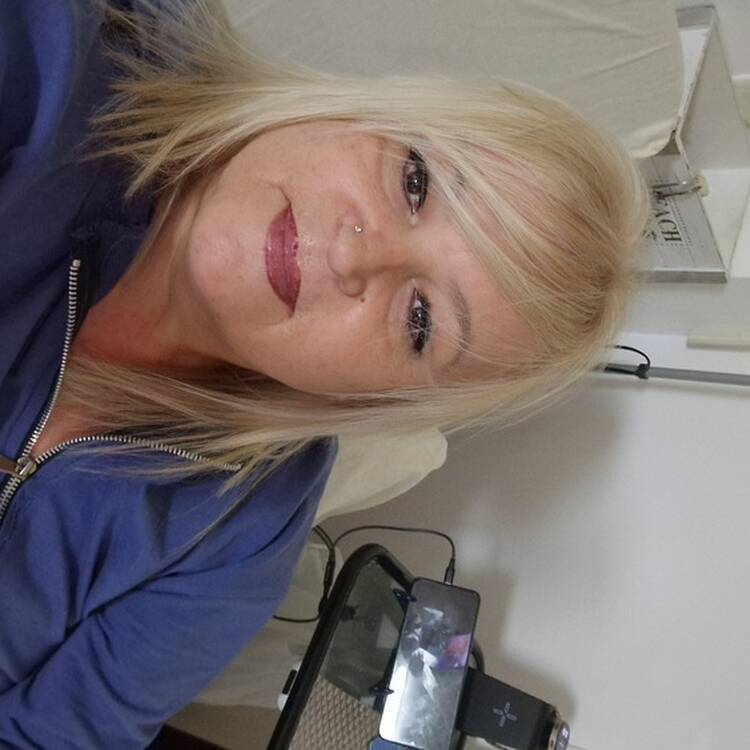 Foto de perfil de Angi