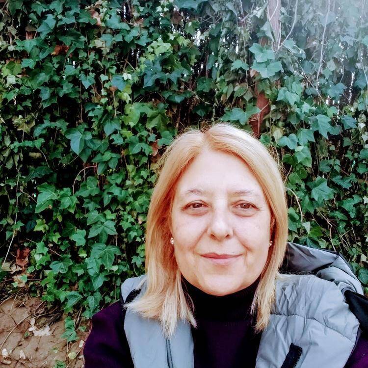 Foto de perfil de Monica Ros Peixo