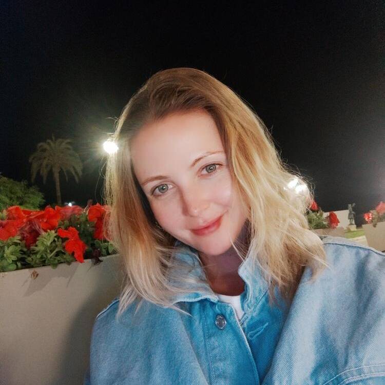 Foto de perfil de Yevheniia