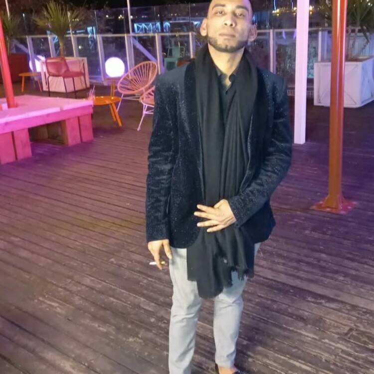 Foto de perfil de Hassan