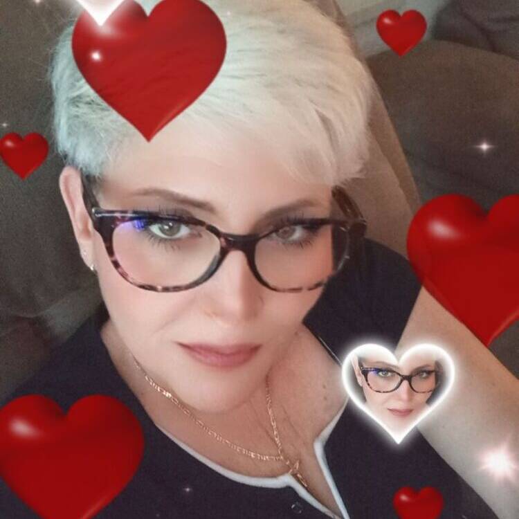 Foto de perfil de Mari Angeles