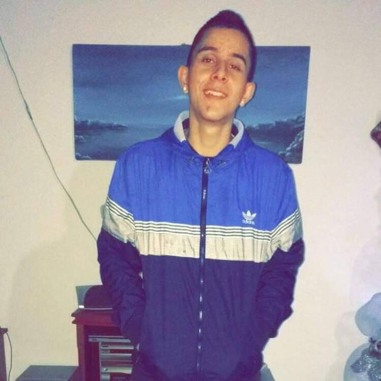 Foto de perfil de Adrian