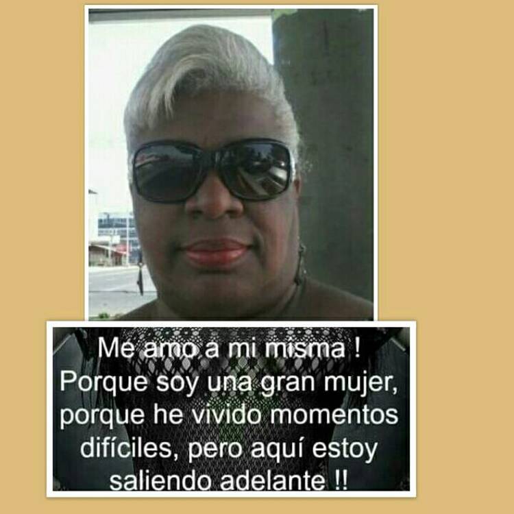 Foto de perfil de Elena Douglas