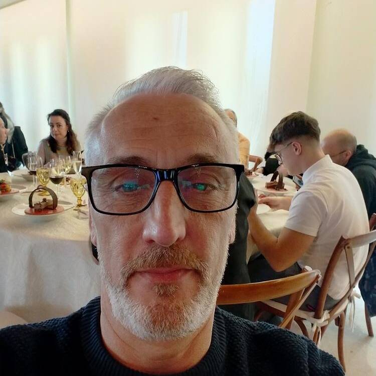 Foto de perfil de Oscar