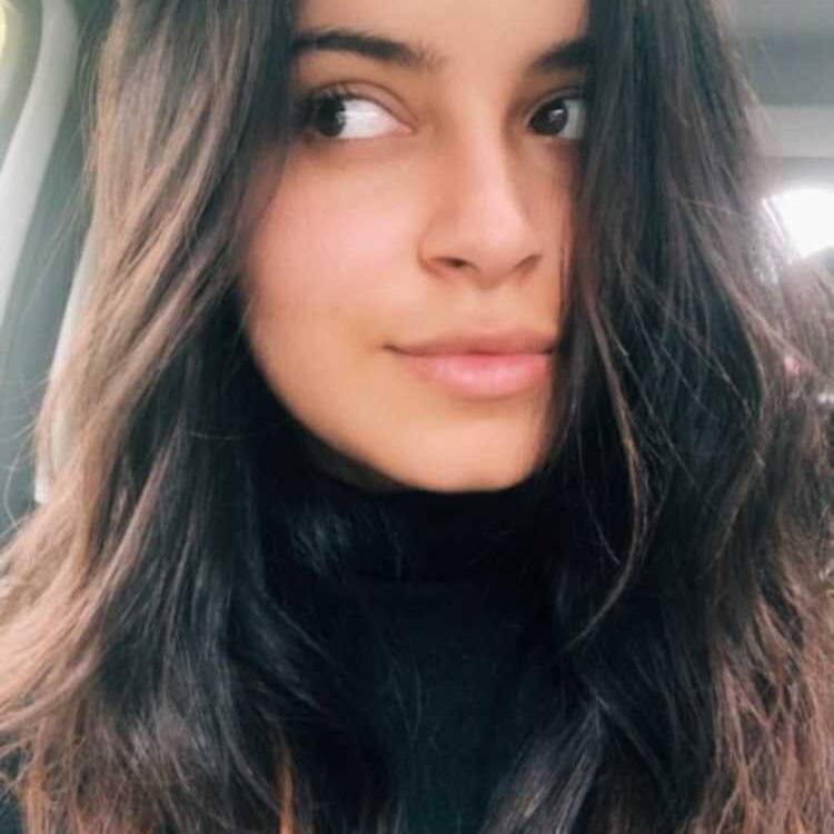 Foto de perfil de Yasmina