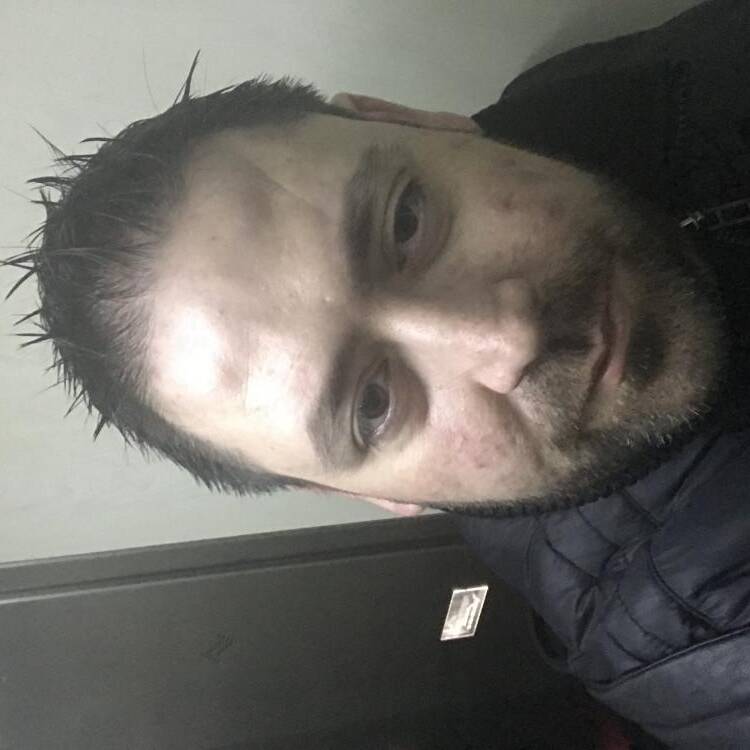 Foto de perfil de Roger 41
