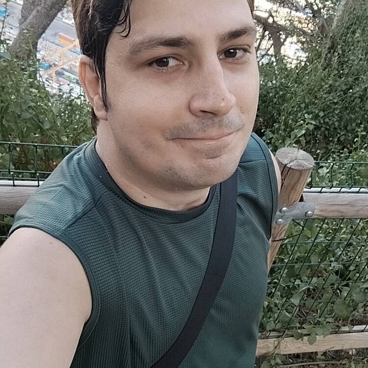 Foto de perfil de LuisRedfield