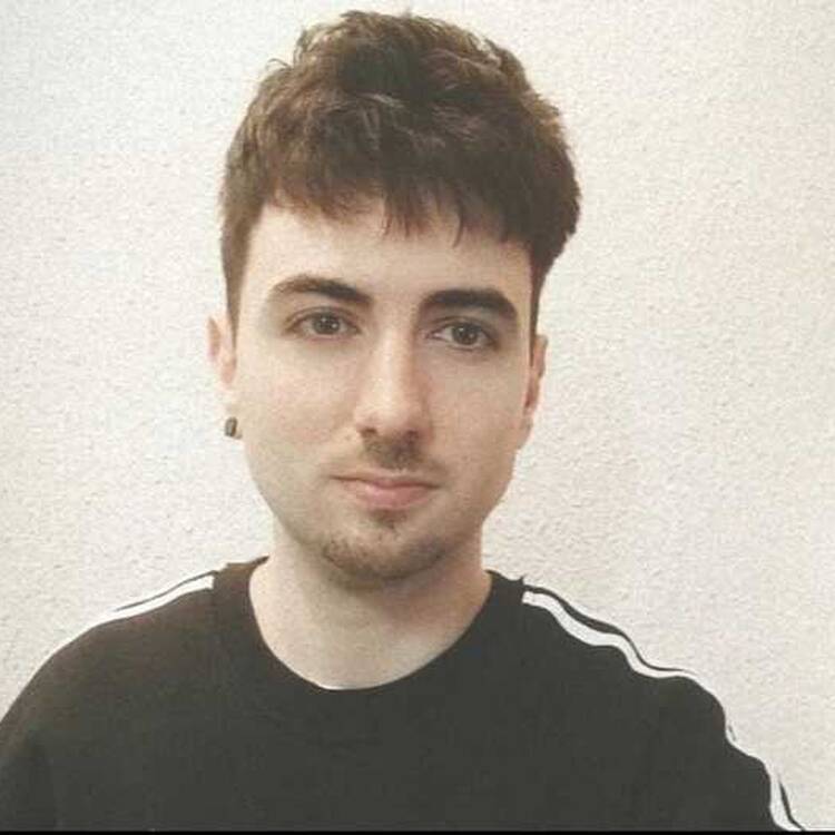 Foto de perfil de Adrián