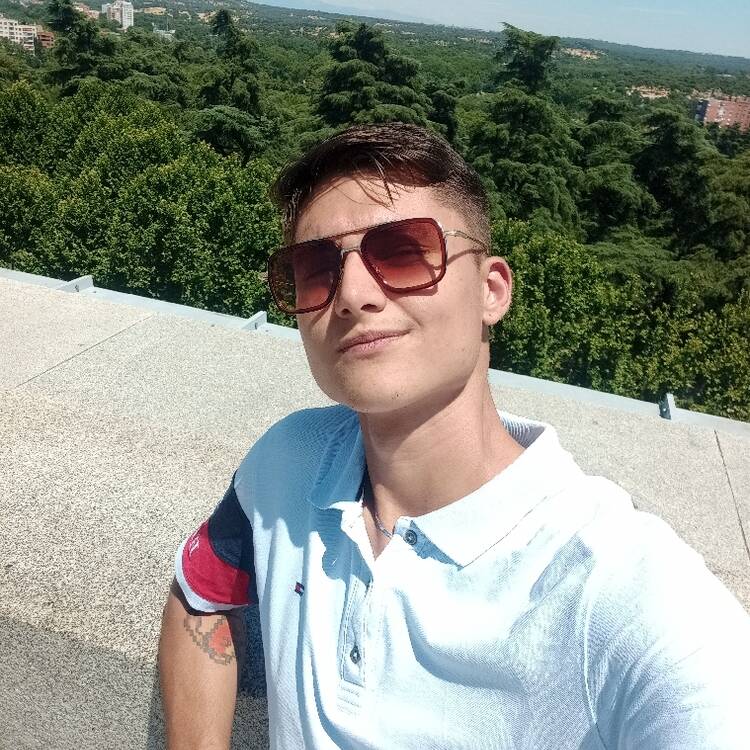 Foto de perfil de Oliver