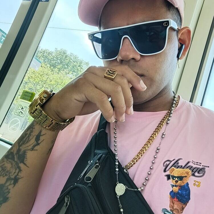 Foto de perfil de fierroyiber@gmail.com