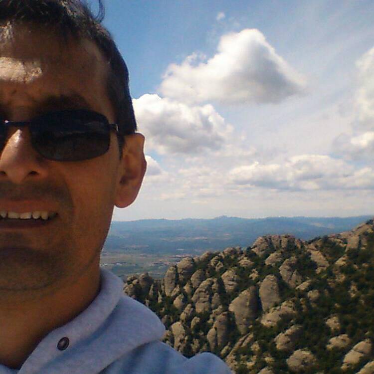 Foto de perfil de Hector Julio Moscoso Valencia