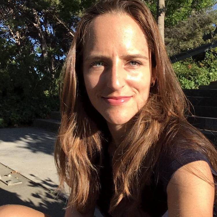 Foto de perfil de Daniella Poczapski