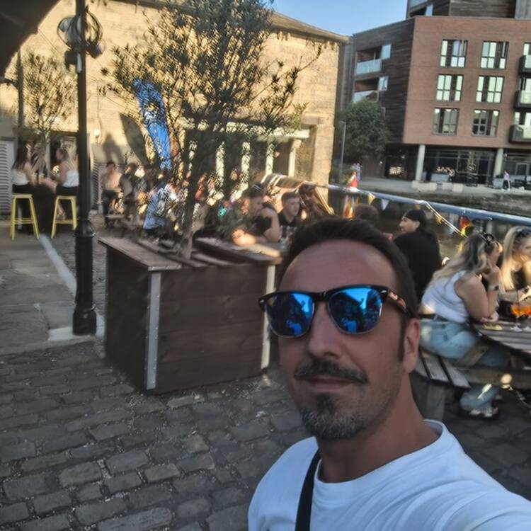 Foto de perfil de Cris